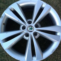 Alu disky Helios - rozměr pneumatik 225/40 R18